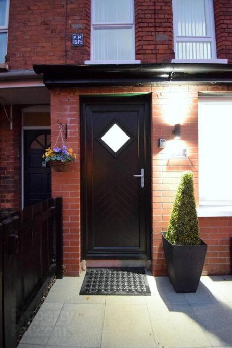 Villa Belfast Luxury Lets - Windsor Townhouse Exterior foto